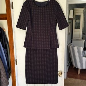 Ann Taylor classic pendulum top and matching skirt